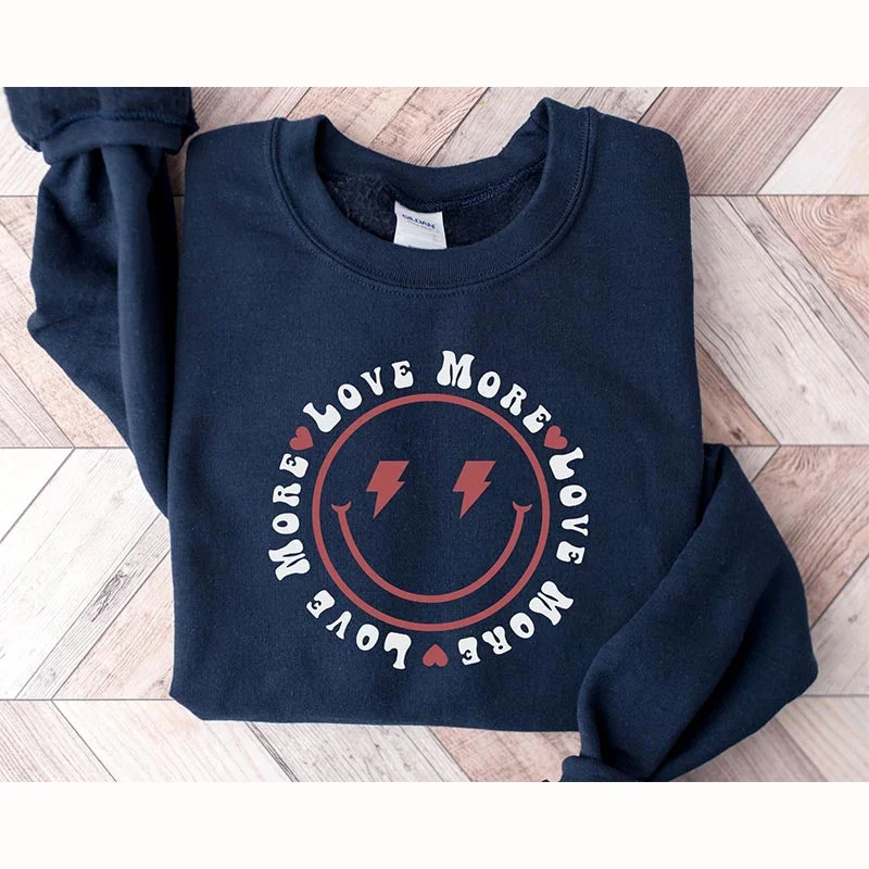 Soft graphic sweatshirts beige -Love More Retro Smiley Sweatshirt