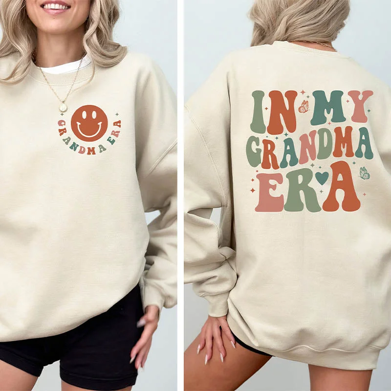 Embroidered fleece sweatshirts beige -In My Grandma Era Sweatshirt