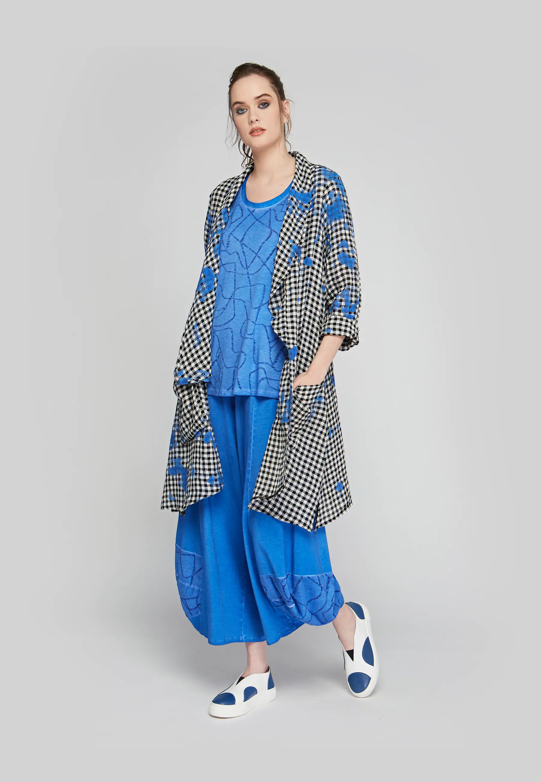 Floral knit cardigan grey -JAX Mid-length, checkered gauze linen duster