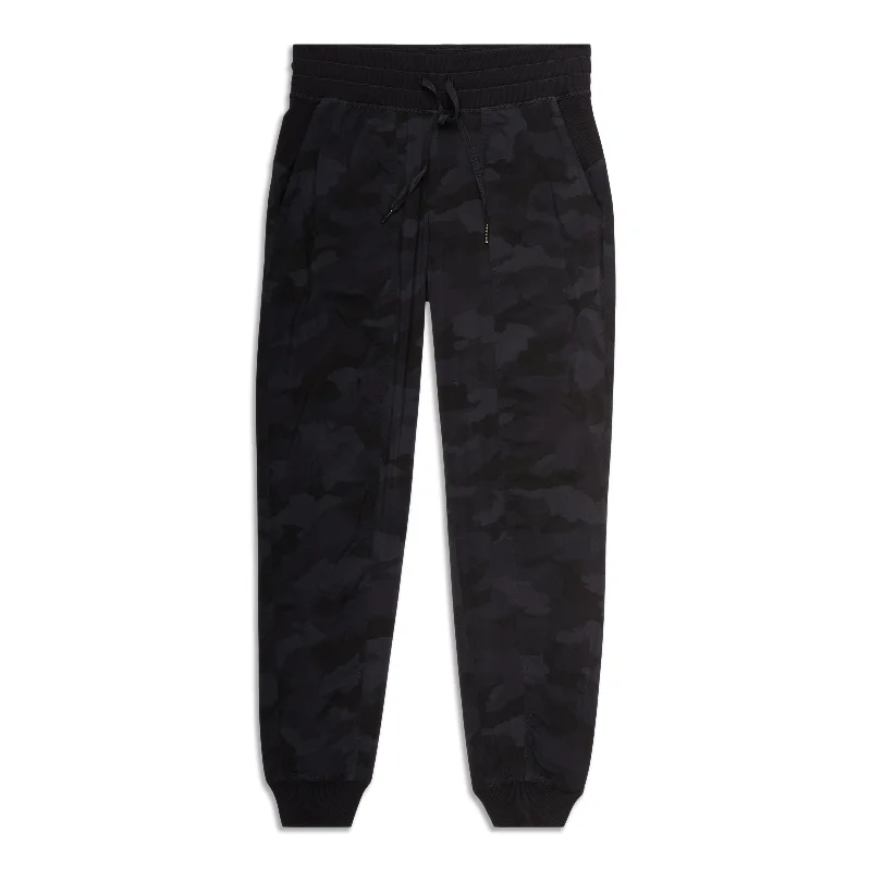 number jeans sports -Dance Studio Mid-Rise Jogger - Resale