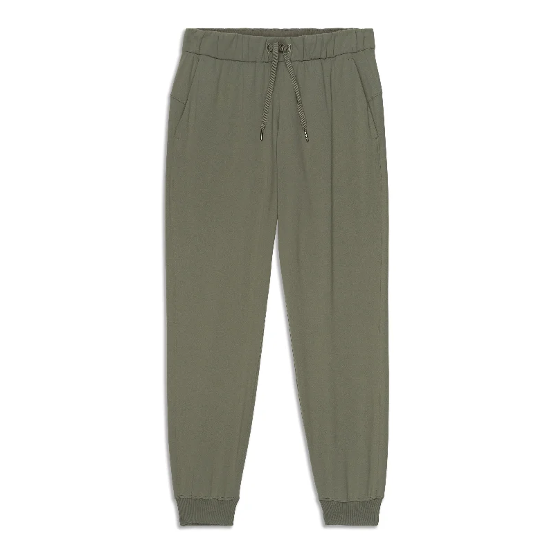 barista pants cool -On The Fly Jogger - Resale